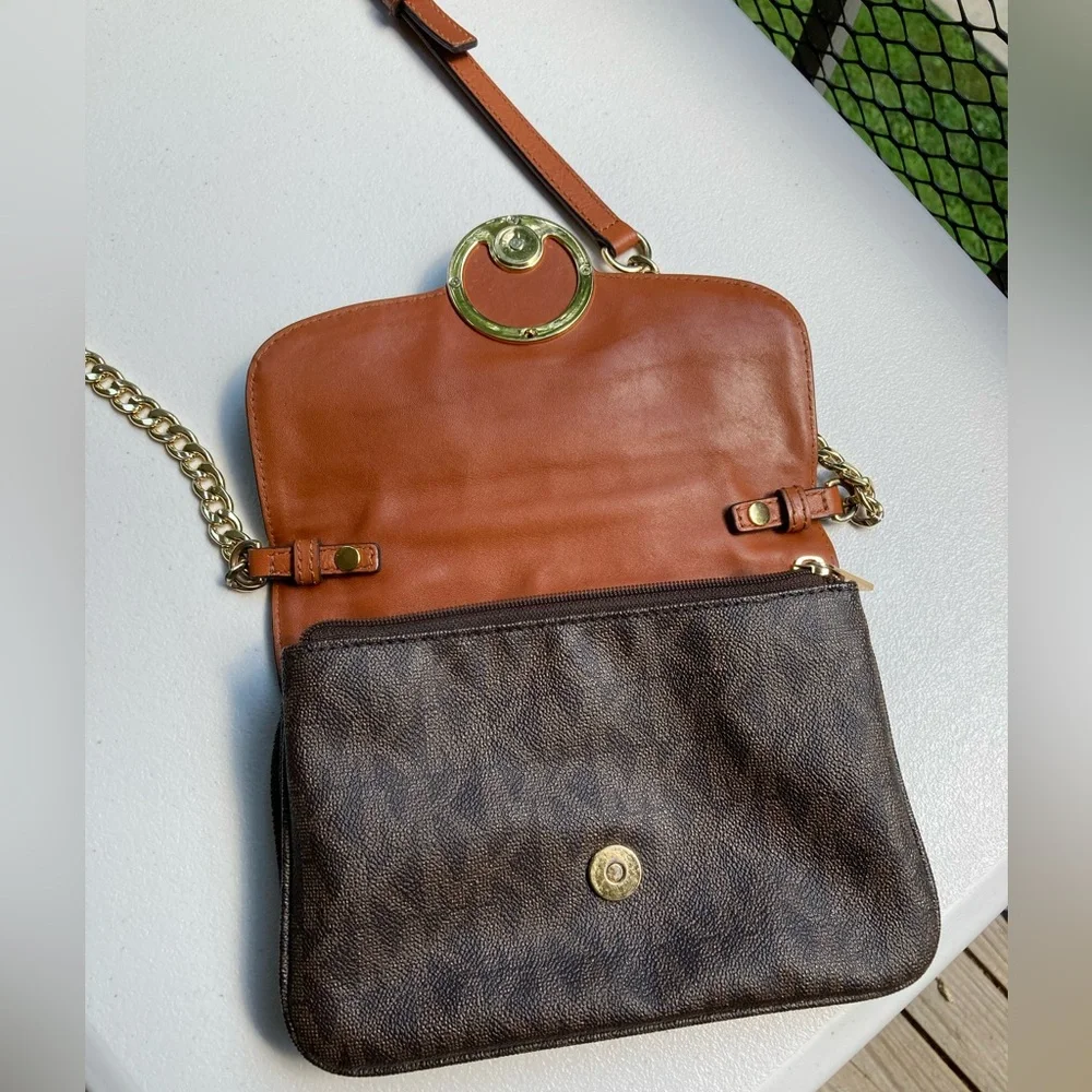 Michael Kors Brown Fulton Flap Gusset Crossbody Brown Envelope Purse Gold Chain